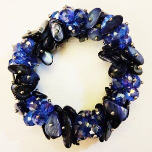 Blue Aurora Borealis crystal beads and shell cluster bracelet
